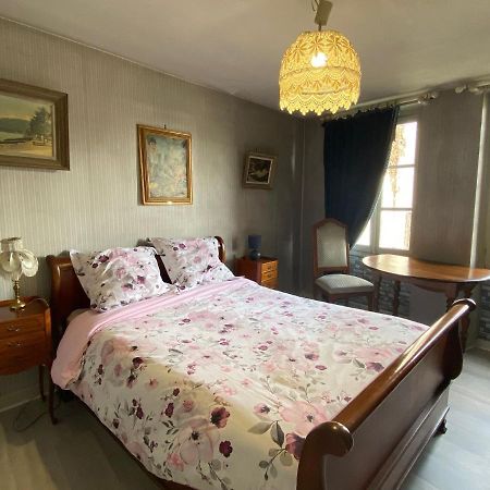 Chambre Calme Au Coeur D'Ussel Ussel  Eksteriør bilde