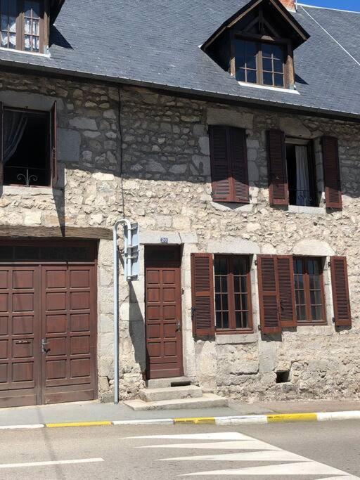 Chambre Calme Au Coeur D'Ussel Ussel  Eksteriør bilde