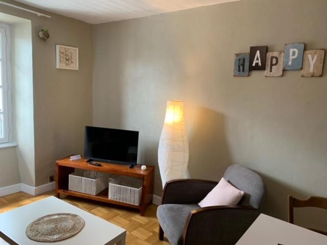 Chambre Calme Au Coeur D'Ussel Ussel  Eksteriør bilde